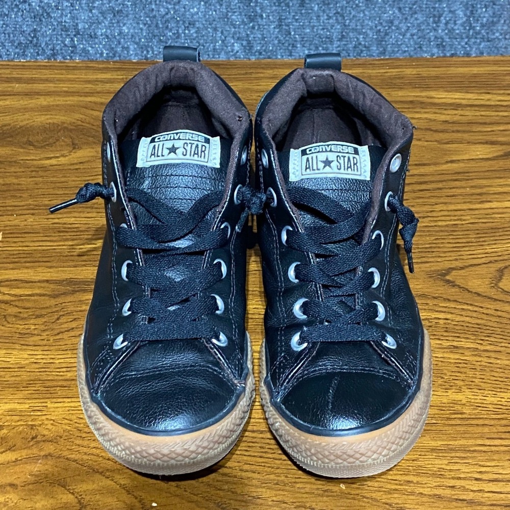 Converse Chuck Taylor All Star Street Mid Black Leather Gum Sole 645196C Size 6Y - Picture 5 of 10